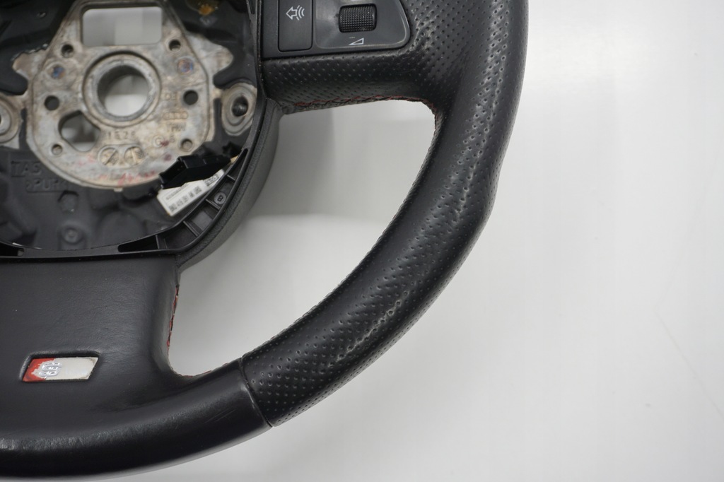 фото №5, Audi q7 4l a4 b8 s-line воздуховод лепестки переключения