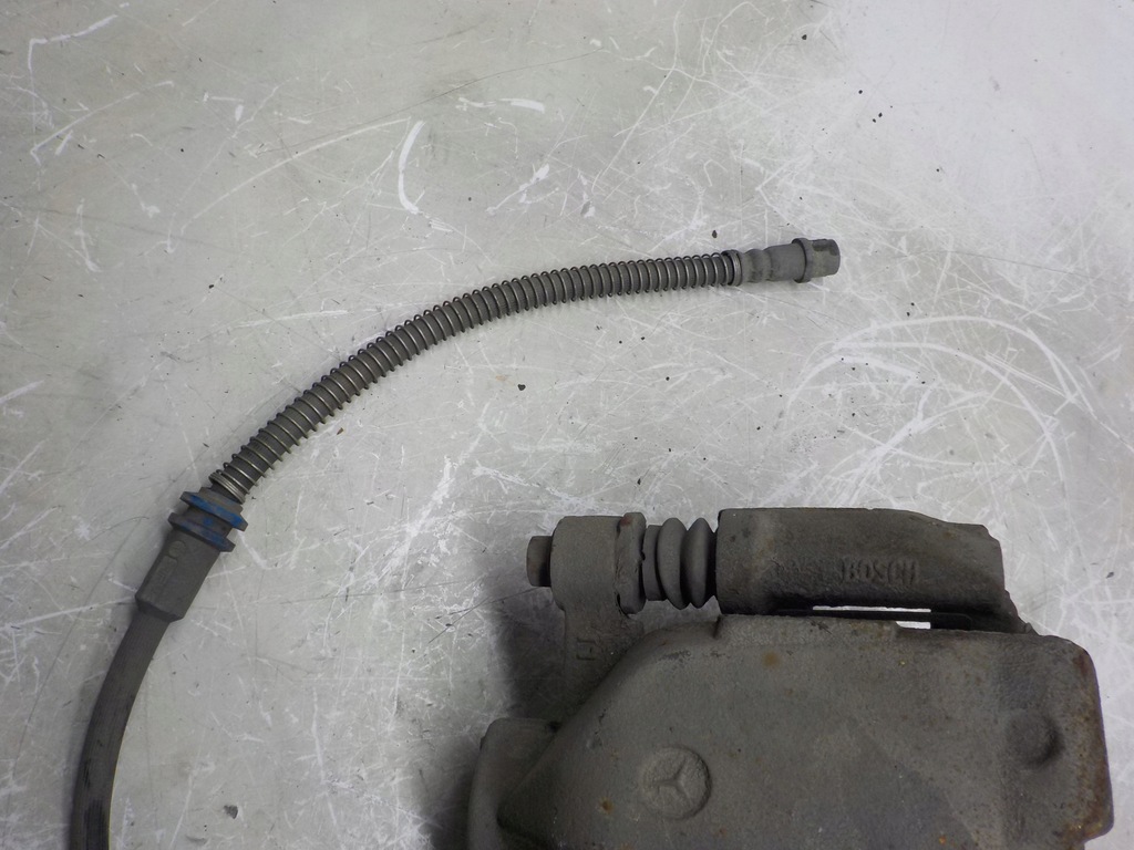 фото №5, Mercedes glk x204 2.2 суппорт тормозной левый перед