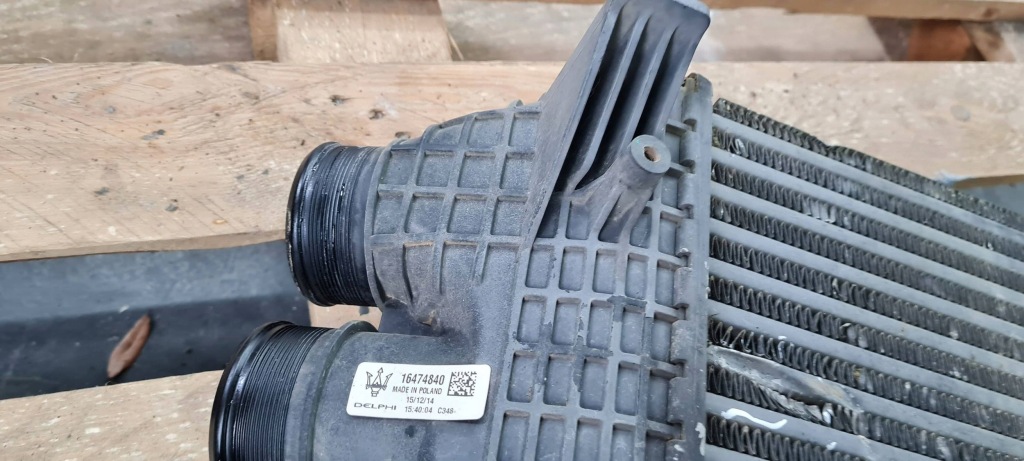 Maserati quattroporte vi радиатор воздуха интеркулер правый 3.8 16474840 с Разборки