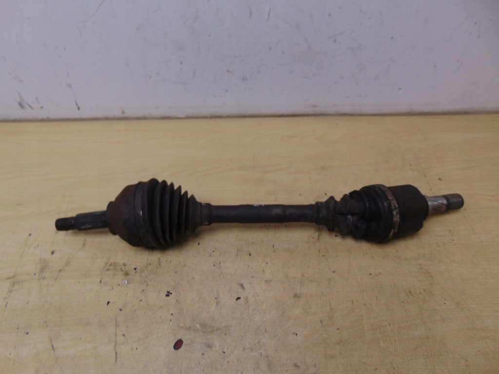 фото №1, Приводной вал левая перед опора vivaro trafic 2.5 dci cdti