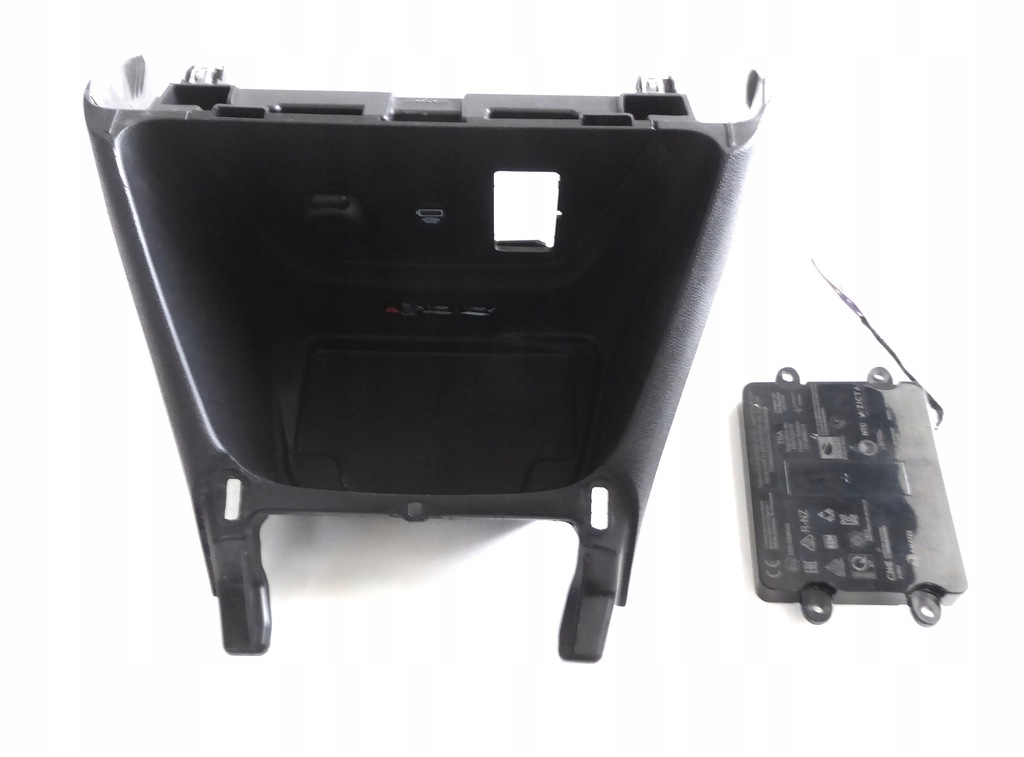 фото №1, Зарядное устройство индукционная бардачок opel crossland x