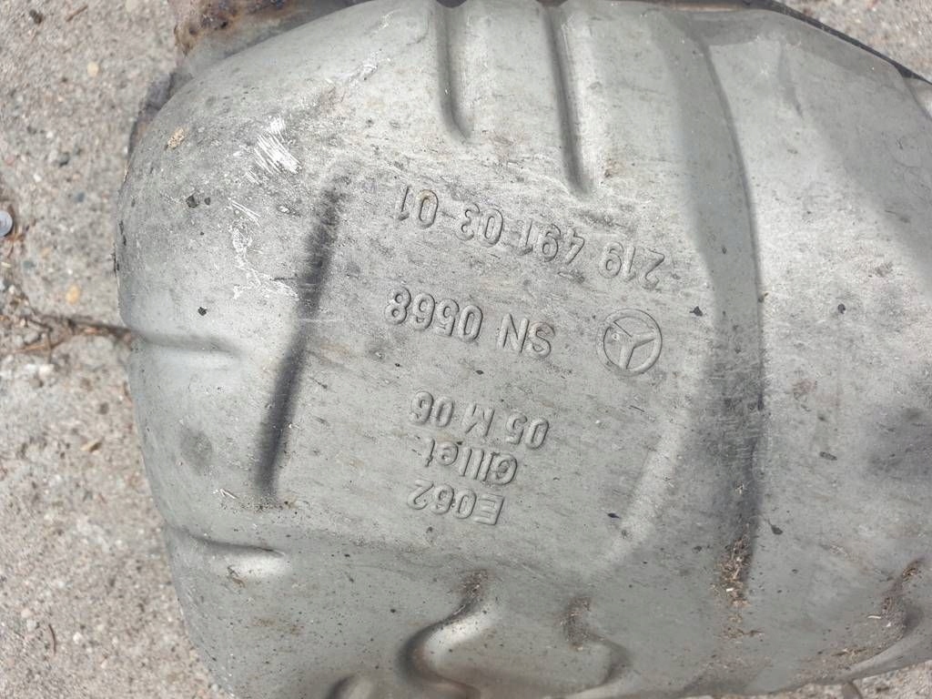 фото №6, Mercedes cls 500 i c219 w219 05r 5.0 гаситель выхлоп правый