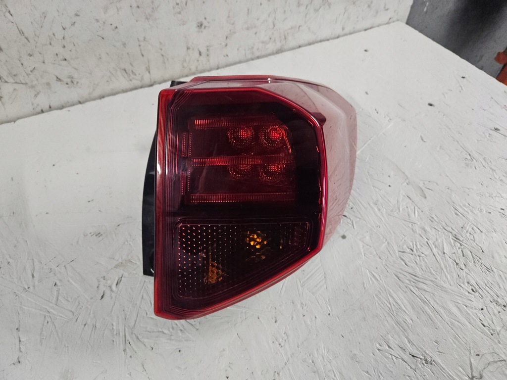 фото №1, Suzuki vitara iii lift 17- лампа задняя правая led