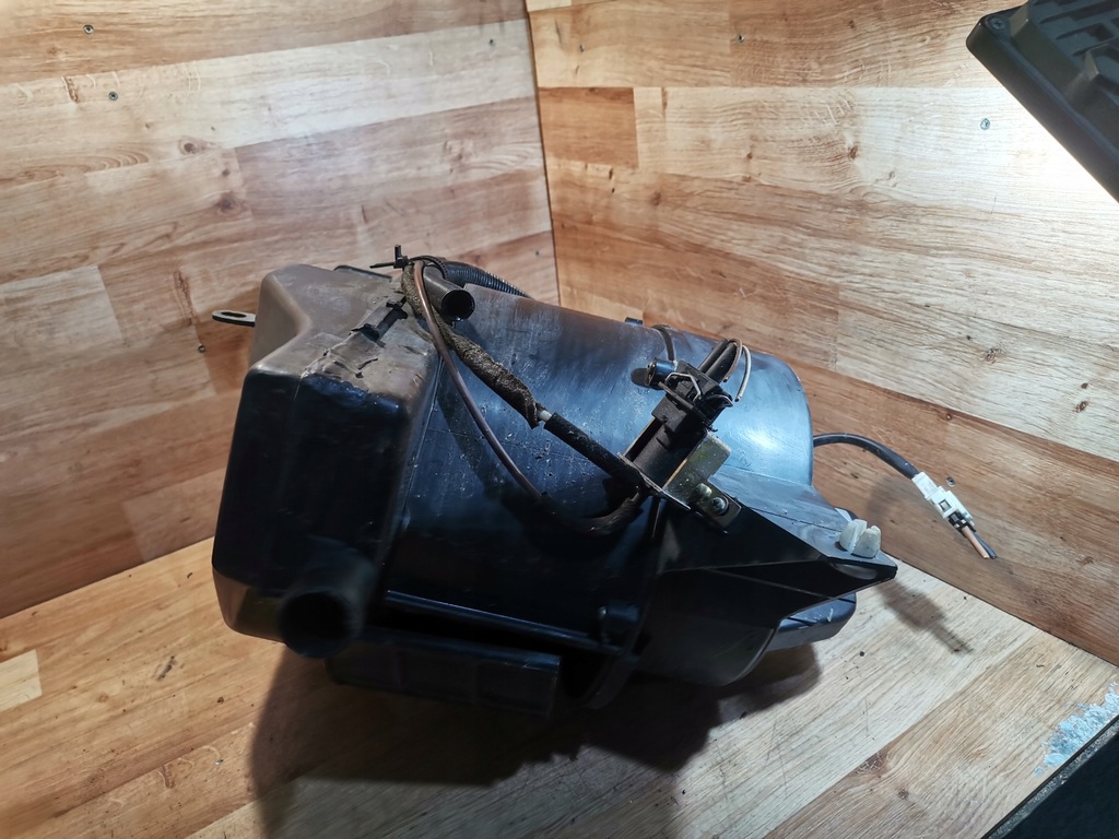 фото №8, Воздуходувка вентилятор обдув vw transporter t4 701819021b