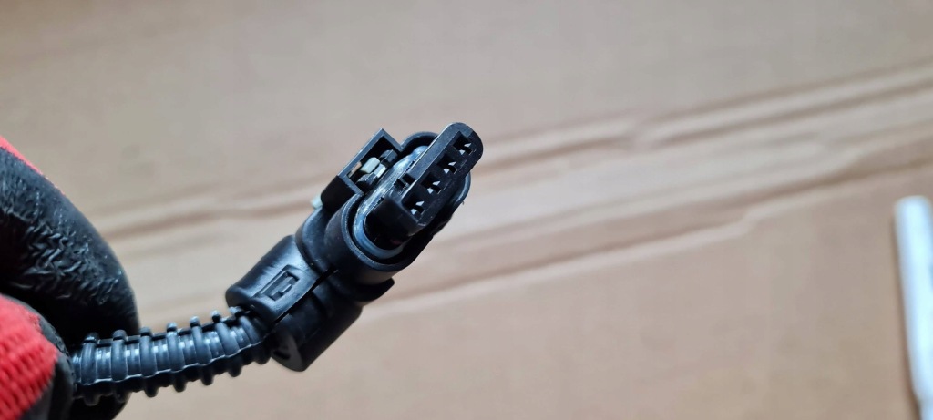 Купить A4 b9 8w рестайлинг  штекер колодка соединитель расходомер 4f0973704 a4 b8 q5 a5