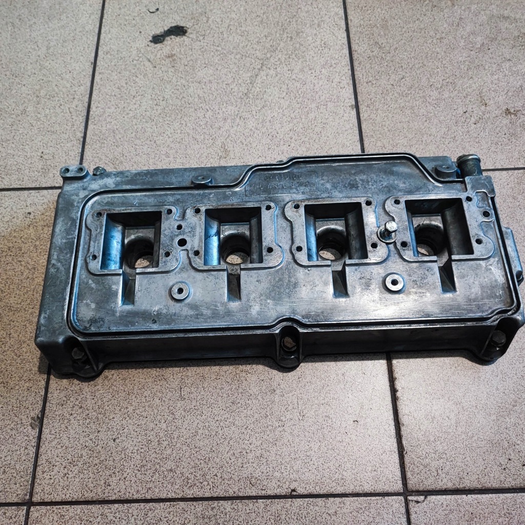 фото №1, Крышка клапанов правая audi a8 d2 4.2 v8