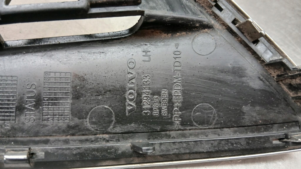 фото №6, Решётка бампера перед левая volvo s60 ii v60 31294135