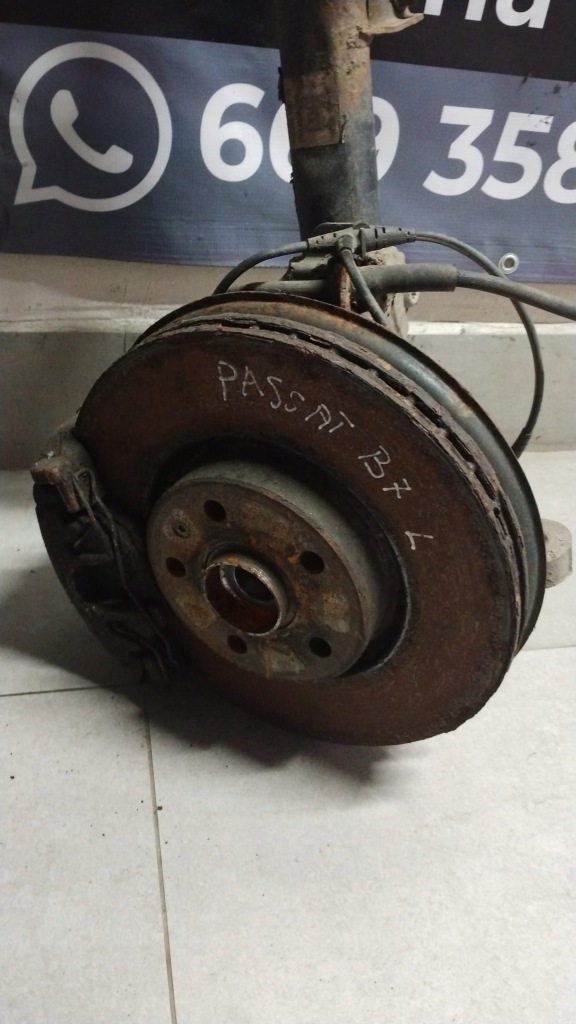 фото №1, Mcperson поворотный кулак левый перед vw passat b7 10-15r