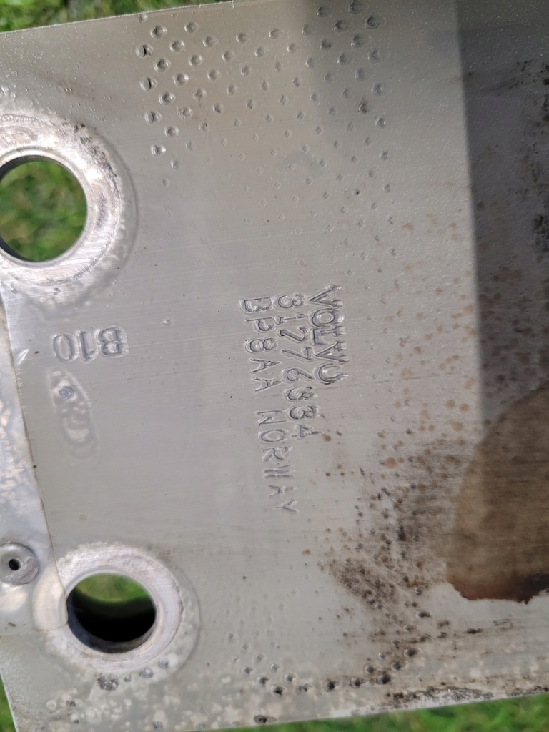 фото №8, Volvo v40 2012- балка бампера підсилювач