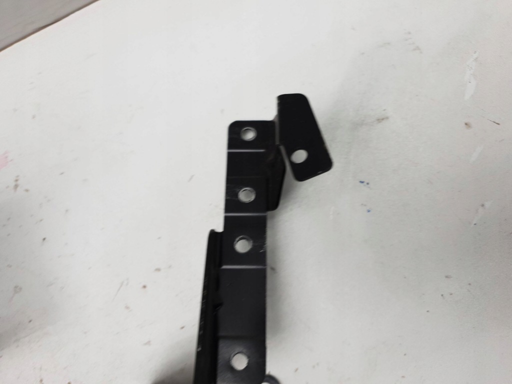 Купити Кронштейн сигнал bmw 3 e46 65128378013