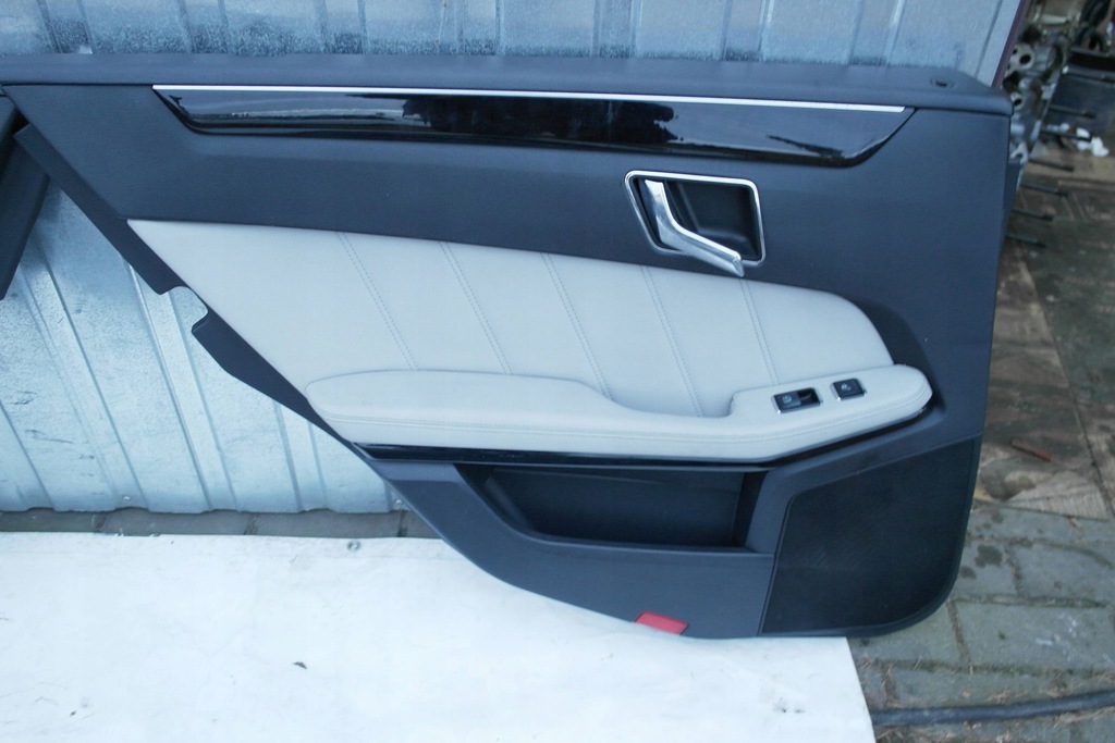 фото №8, Mercedes-benz e w212 10r обшивки обивка дверь комплект подогрев задняя сиденья