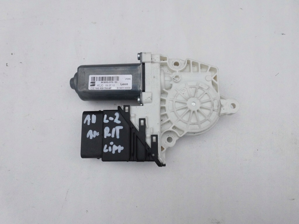фото №1, Моторчик стекло 1k0959704af leon ii lift правый задняя