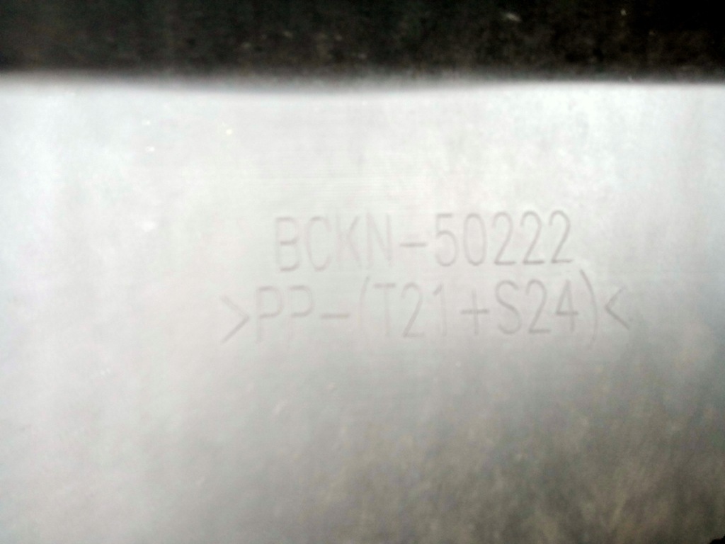 фото №9, Mazda 3 hb спойлер накладка бампер задняя 2018r