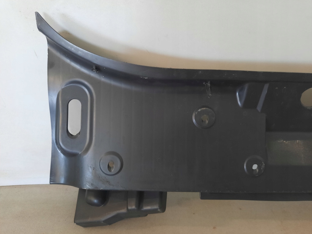 Jaguar x-type 01-07 седан накладка поперечина порог заднего багажника 1x43f40374 в Украине