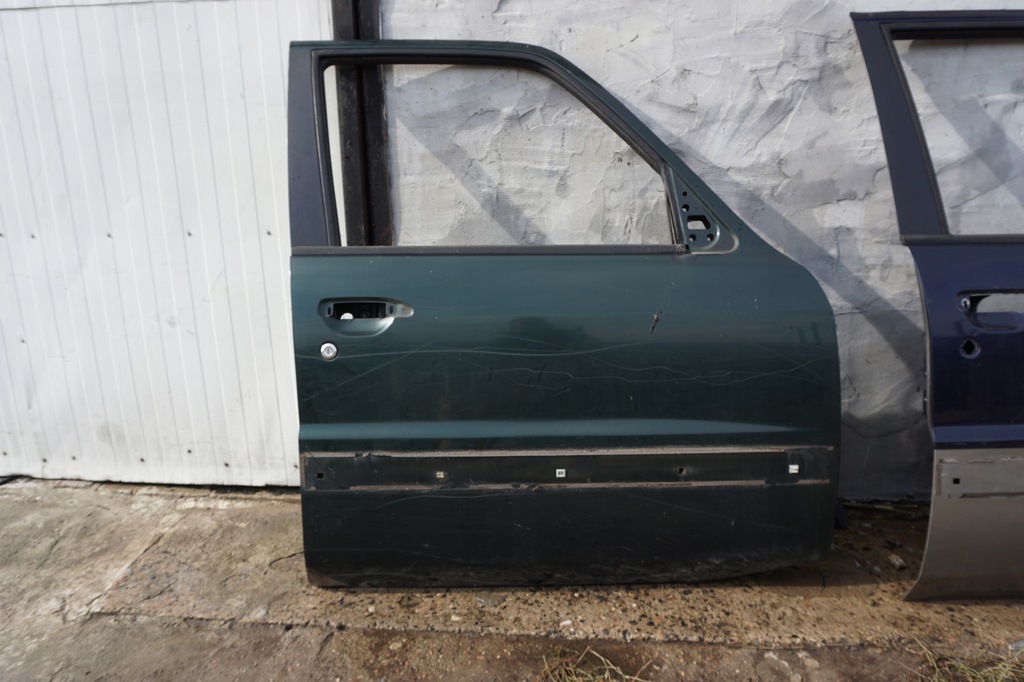 фото №1, Nissan patrol дверь правый перед передние gr ii y61 eu
