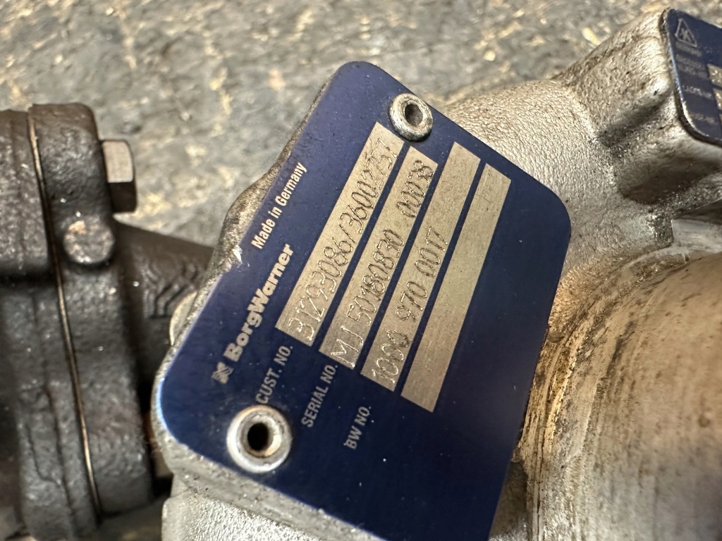 фото №8, Турбонагнетатель турбина volvo 2.4 d5 s60 ii 31293086 36002640 36002664