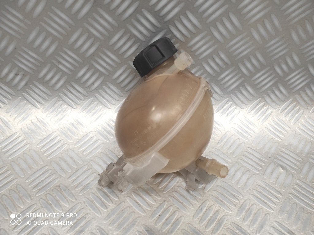 фото №1, Бачок розширювальний citroen c4 cactus