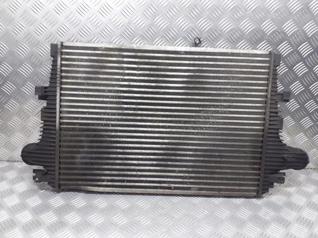 Радиатор воды alfa romeo 159 1.9 jtdm Доставка