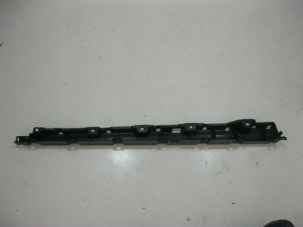 фото №3, Audi r8 4s кронштейн накладки порога 4s0853922