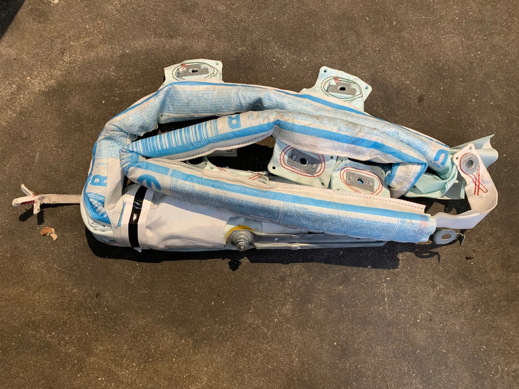 фото №1, Alfa romeo stelvio шторка безпеки права оригінал 505353400