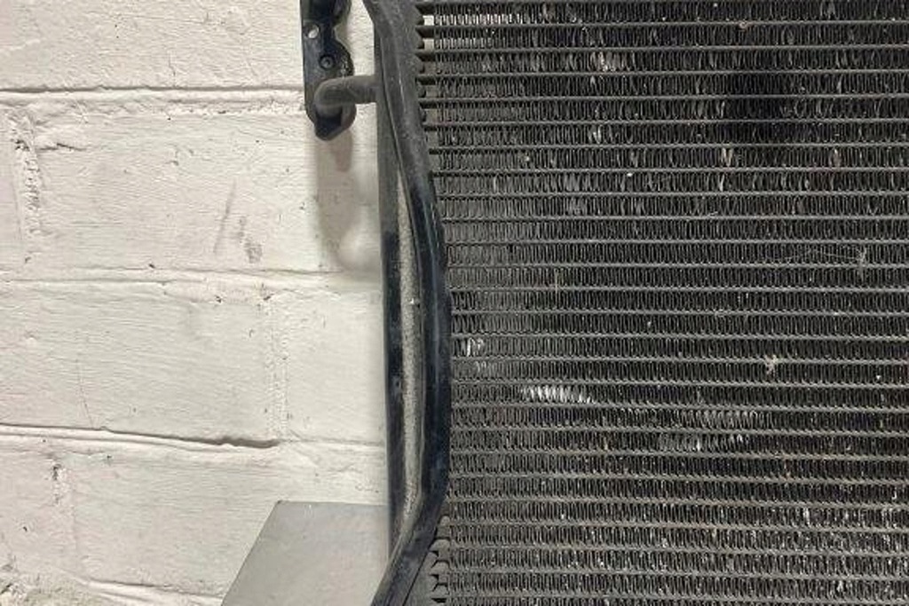 фото №12, Радиатор кондиционера bmw 3 e90 6930039 2.0l дизель 2006