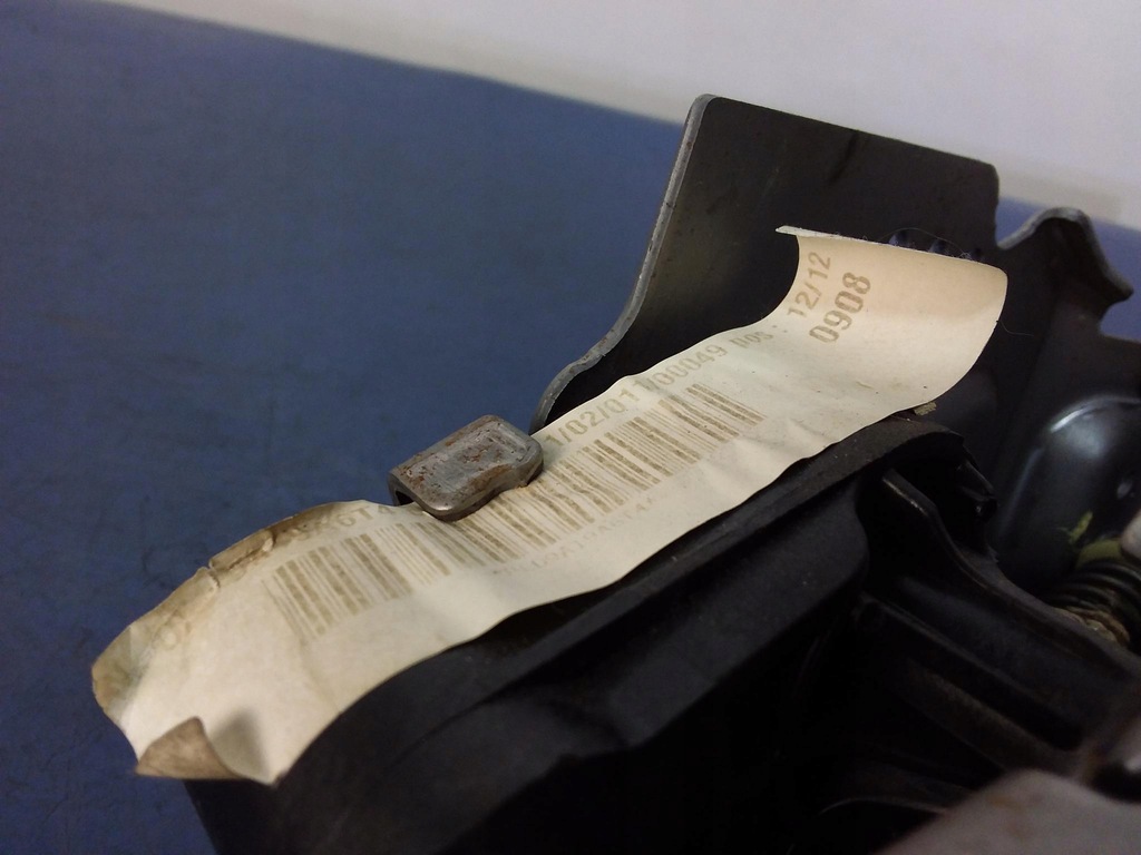 фото №5, Peugeot 2008 1,2 vti педали