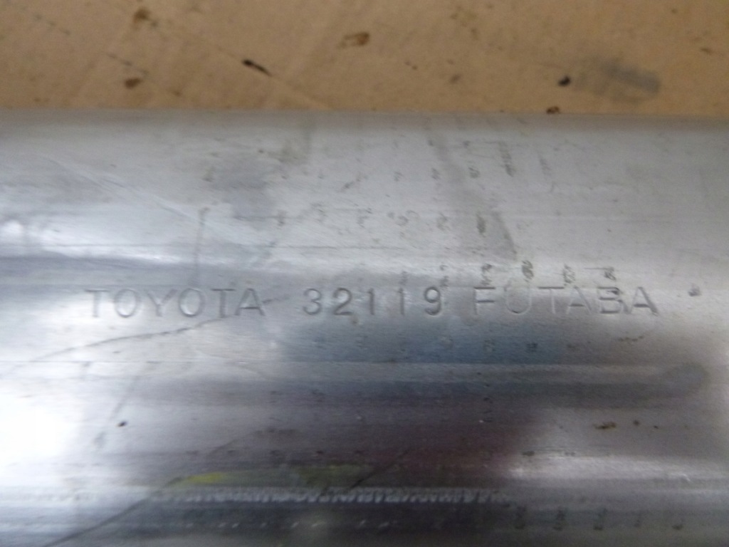 фото №2, Toyota prius гасник toyota 32119 futaba rok 2004-2009