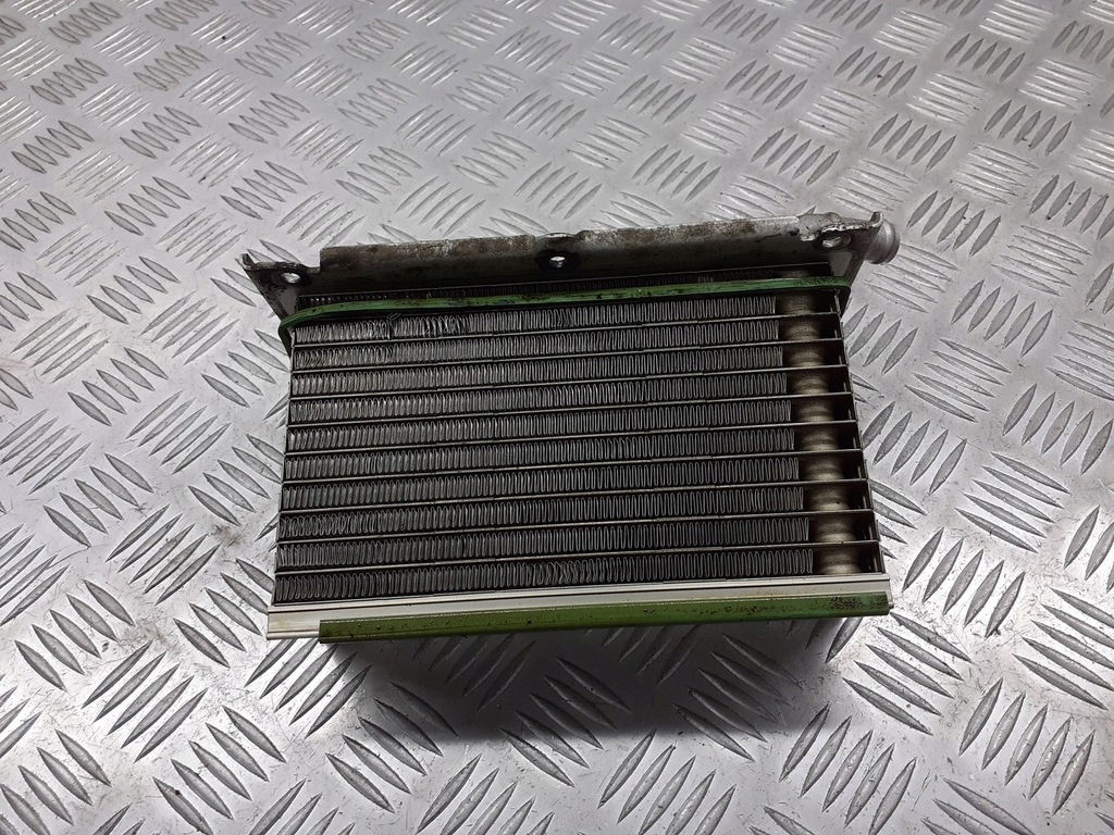 фото №1, Радіатор повітря skoda fabia ii 1.2 03f145749b