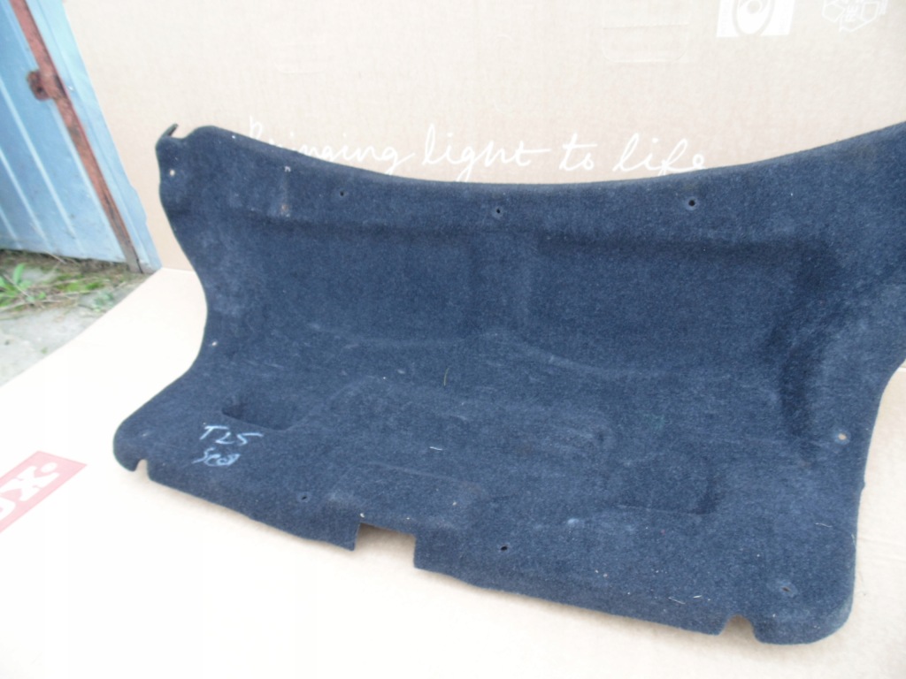 фото №2, Обивка багажника toyota avensis t25