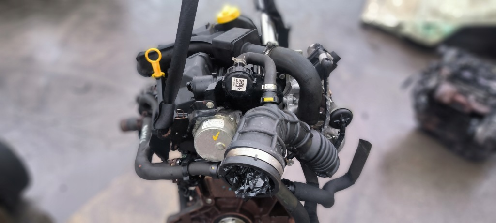 Двигатель комплектный  renault megane scenic clio 3 1.5 dci 9km768 Цена