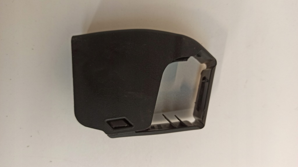 фото №1, Защита замка сиденье skoda octavia iii 5e0886197