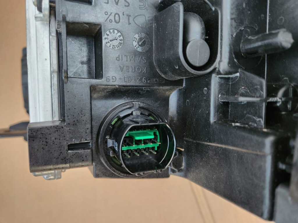 Genesis g70 лампа full led ліва 21- Київ