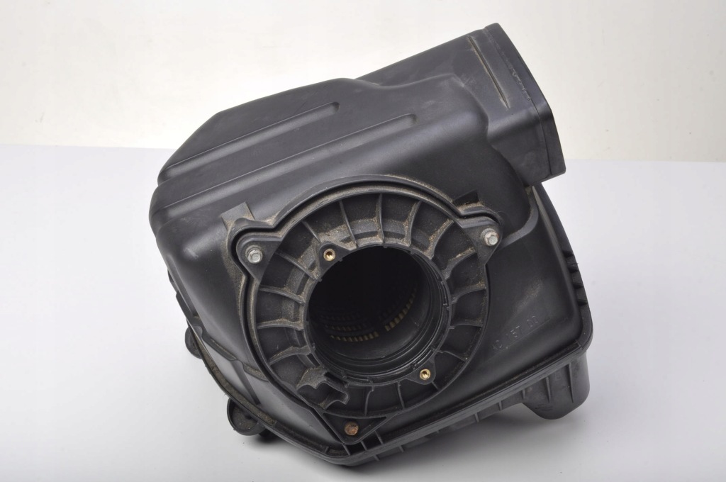 Купить Maserati ghibli iii 3.0 корпус фильтра воздуха 670004602