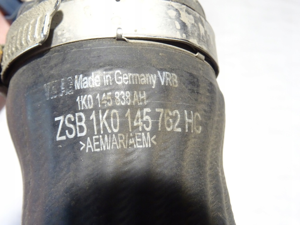 фото №8, Труба шланг wąż интеркулер vw caddy iii 3 2k0 1.6 tdi cay 1k0145770ae