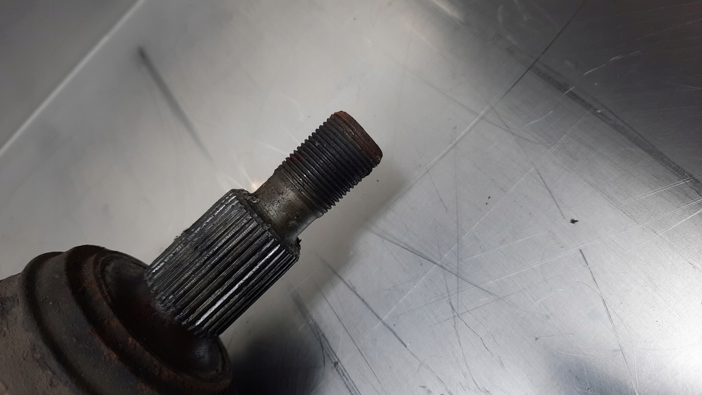 фото №4, Приводной вал левая audi a3 8l 1.6b 98r