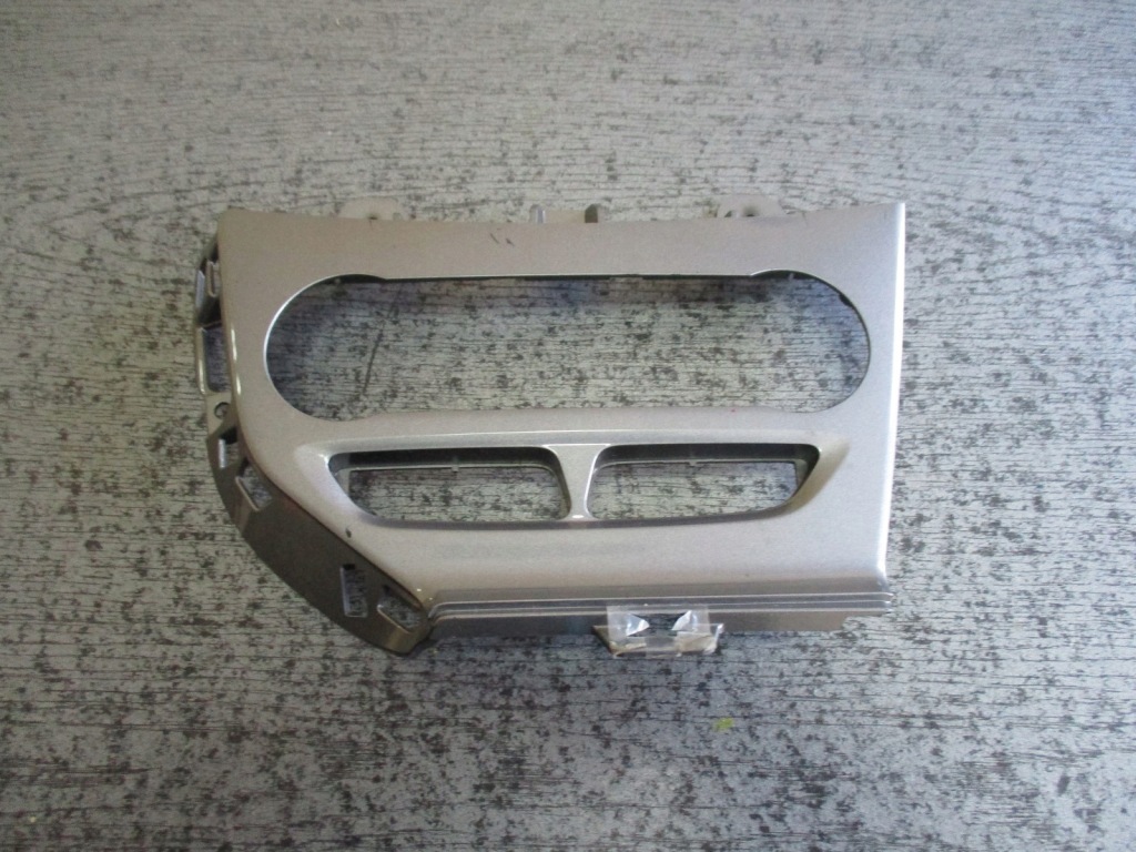 фото №1, Рамка консоли ford focus 18522