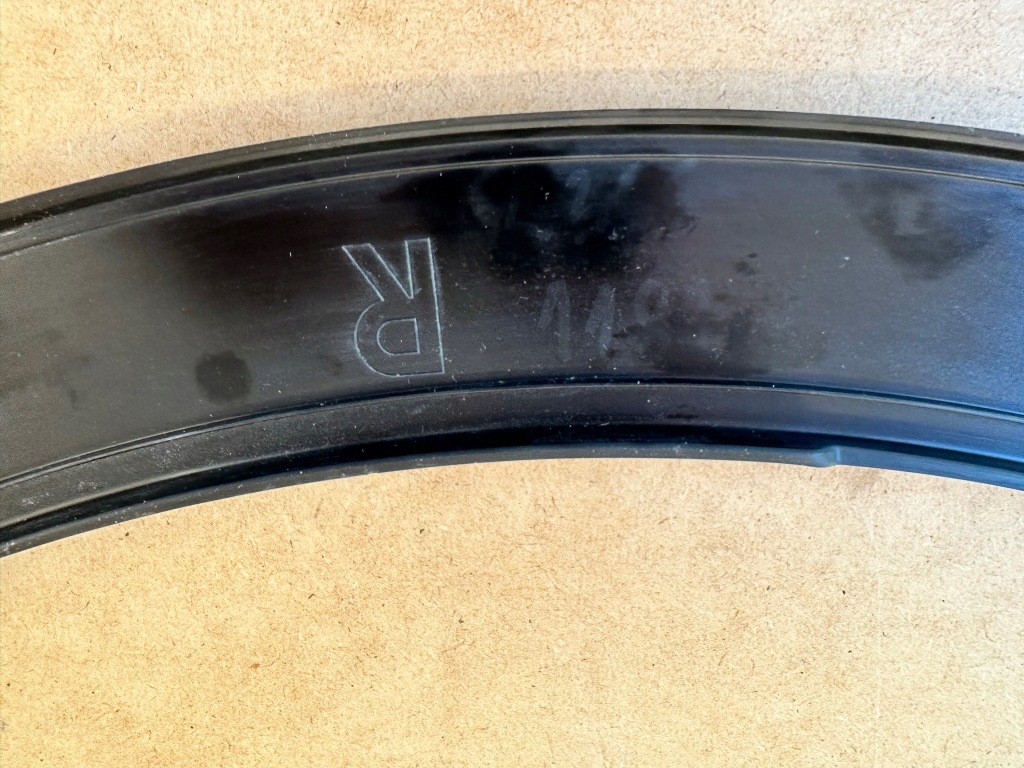 фото №8, Skoda superb ii 2 08-15r молдинг крыла правая