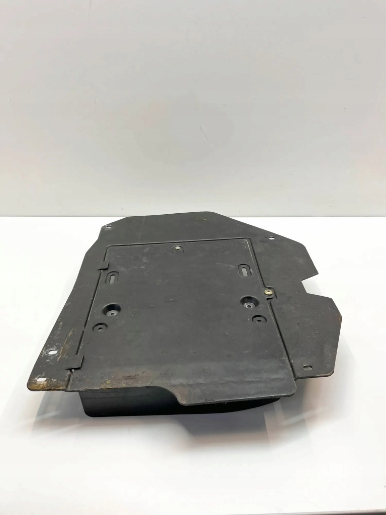 Купити Частини кузов mercedes-benz sl r107 a1076840037 30766910 3.8l