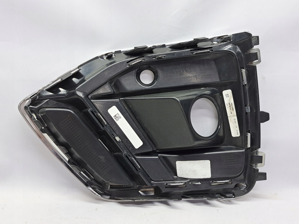 Решётка бампера левая audi q5 2 рестайлинг  80f807679 Цена