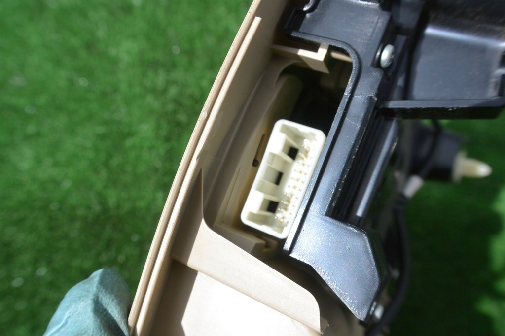 фото №10, Лампа потолочный освещение кабины lexus gs iii 450h