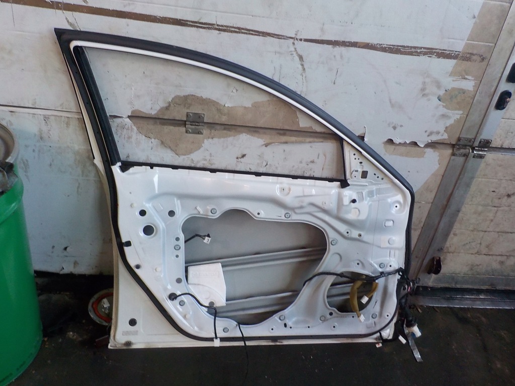 фото №2, Mazda 6 двері лівий перед