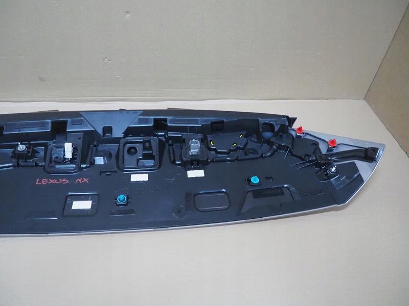 фото №9, Спойлер спойлер кришки lexus nx