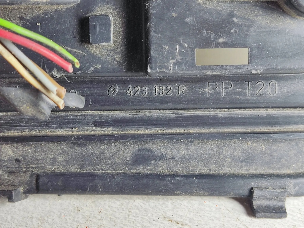 фото №6, Smart fortwo i 2005 задняя сторона правая вкладыш лампы задний