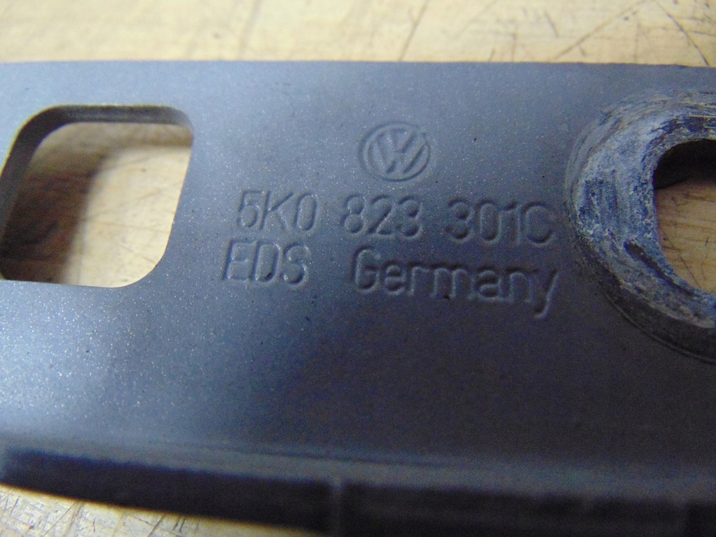 фото №11, Петля капот левый vw golf vi 5k0823301c la7w