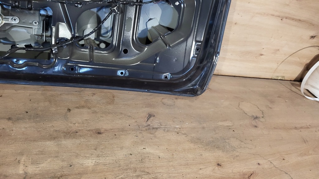 фото №12, Крышка багажника багажника mitsubishi colt vi 04-07 5d hb 01h