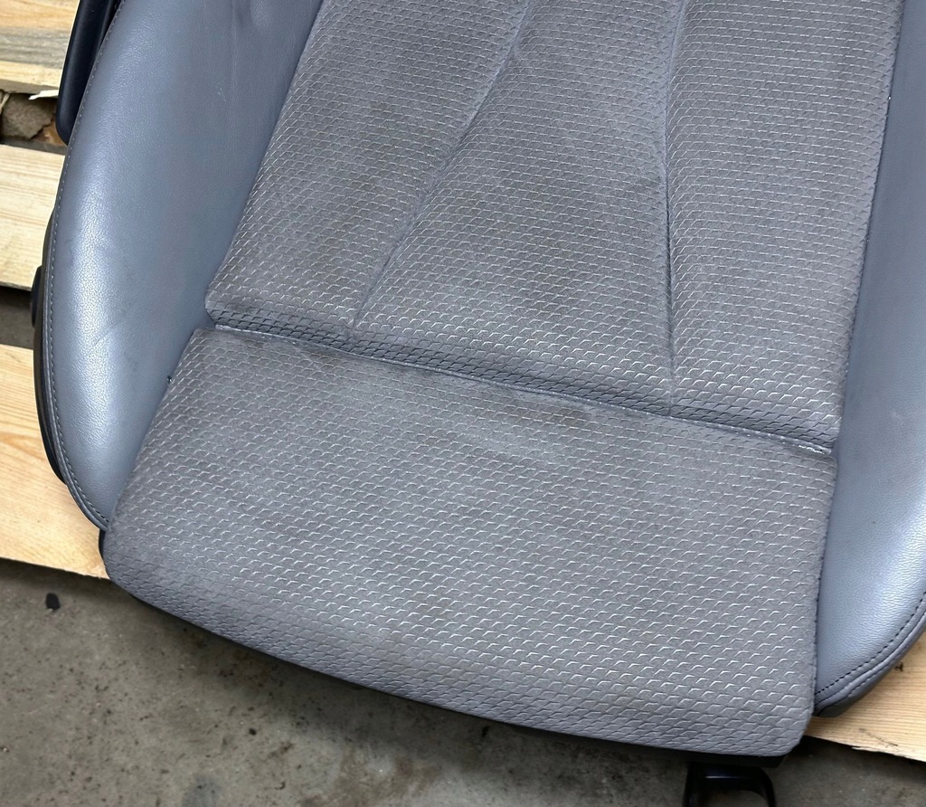 фото №13, Audi a3 s3 8v sline 2017 перед сторона правая сиденья, сиденье 5q4881106d