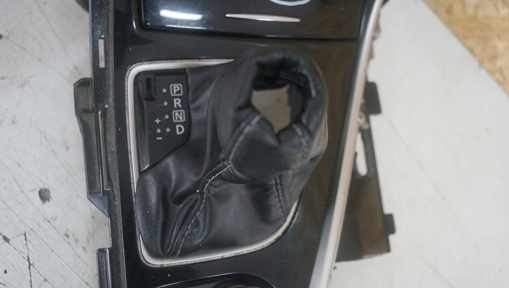 фото №6, Панель середній infiniti q60 688004ga0a