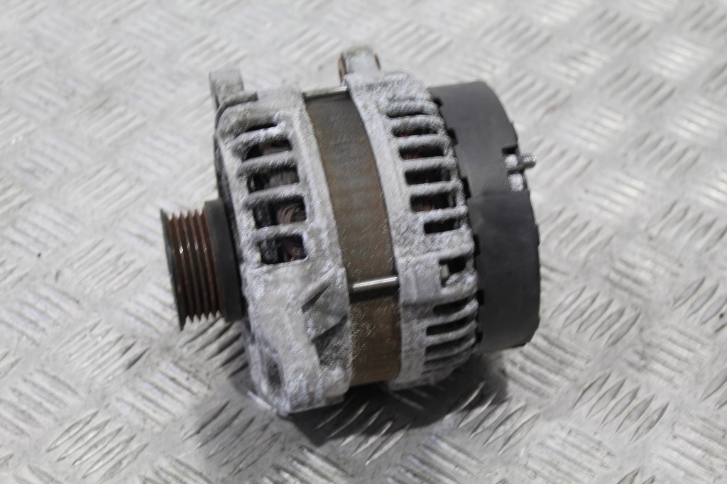 фото №1, Генератор mercedes a-klasa w176