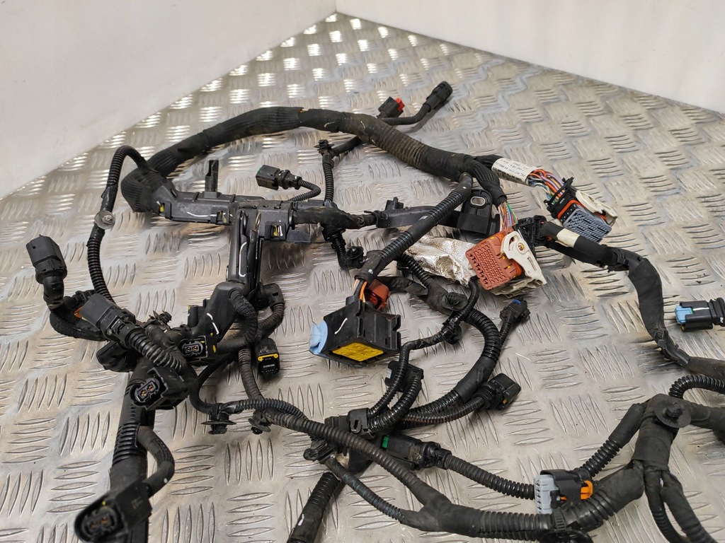 фото №11, Citroen c4 aircross 2015 джгут трубопровід двигуна