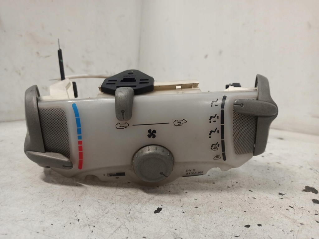 фото №11, Citroen c1 панель обдув 69617004 55900-0h020